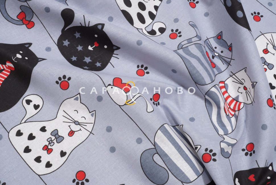Ткань Бязь 150 см. Коты серые с красным о/м рис. 7206/1